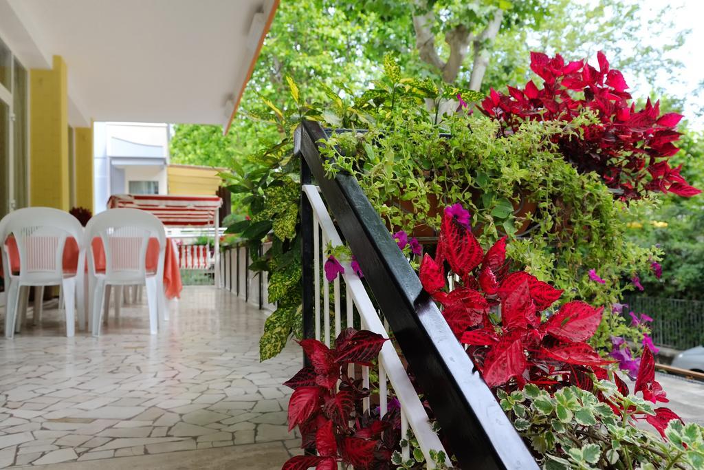Hotel Samoa Rímini Exterior foto